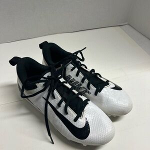 Nike Kids Black and White Sports Shoes